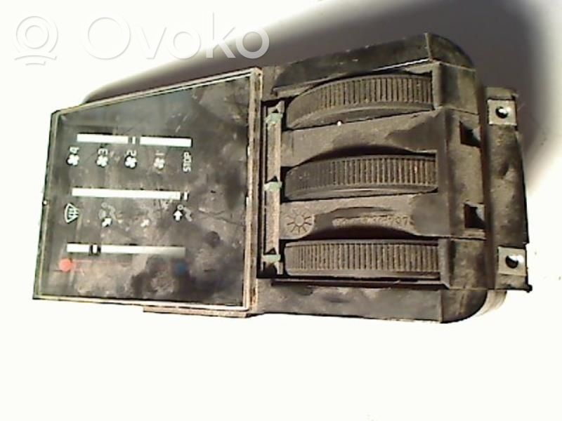 Renault 25 Climate control unit 