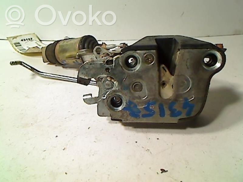Etuoven lukko