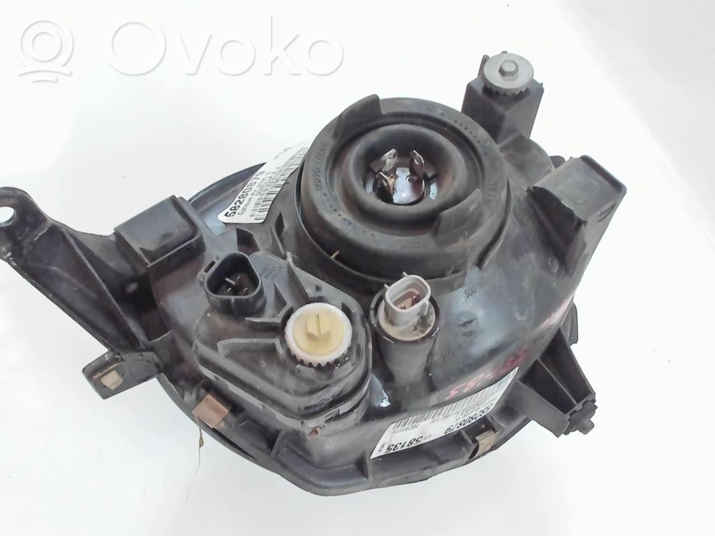 Scheinwerfer   811501E250