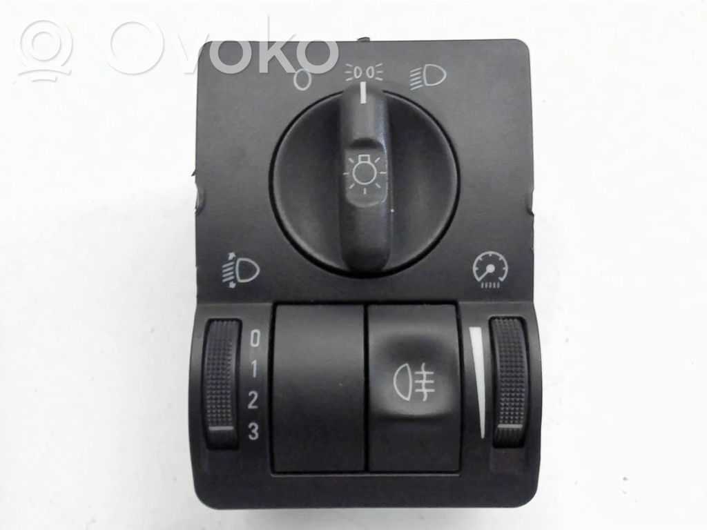 Light switch   9138123,9116612