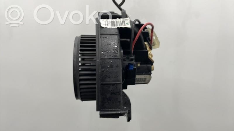 Heizungslüfter   1613566380
