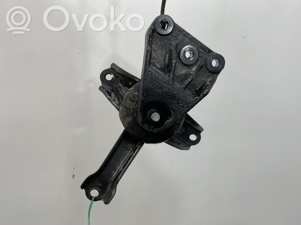 Engine mount bracket   21825H8700