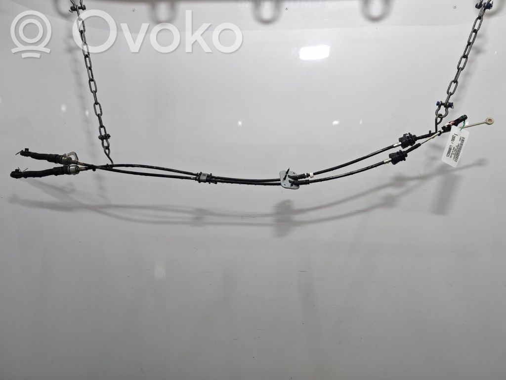 Mazda CX-5 Gear shift cable linkage 