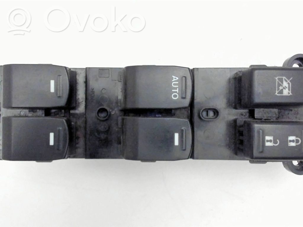 Suzuki Vitara (LY) Interruptor del elevalunas eléctrico 