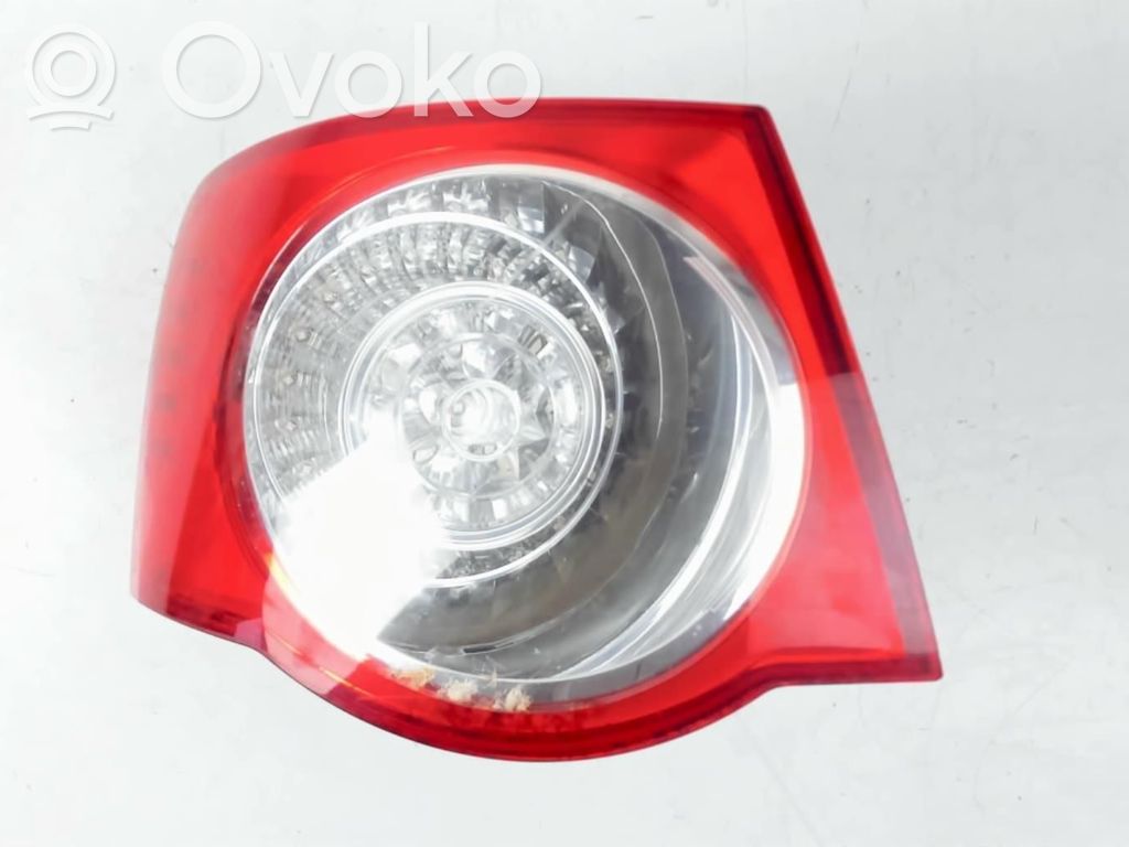 Volkswagen Jetta V Luci posteriori