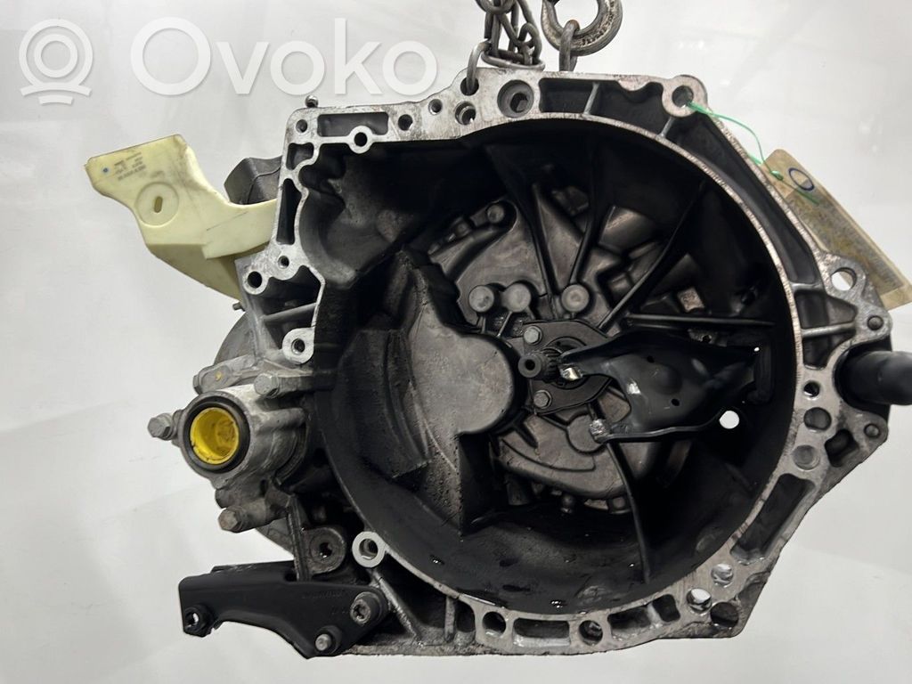 Peugeot 2008 I Scatola del cambio manuale a 5 velocità 