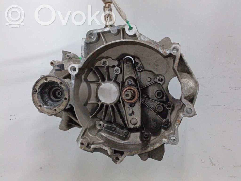 Skoda Fabia Mk2 (5J) 5 Gang Schaltgetriebe 