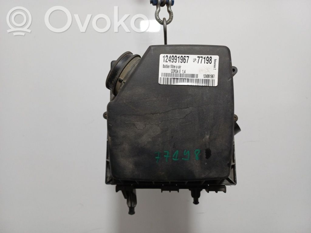 Opel Corsa E Air filter box 