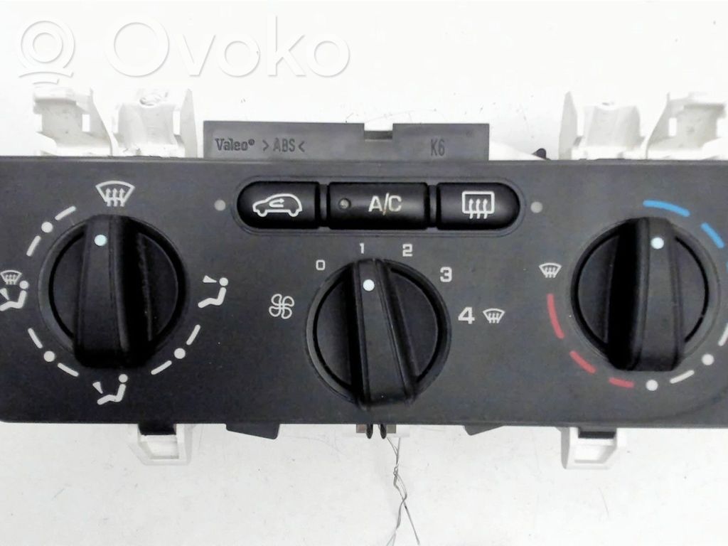 Citroen C3 Climate control unit 