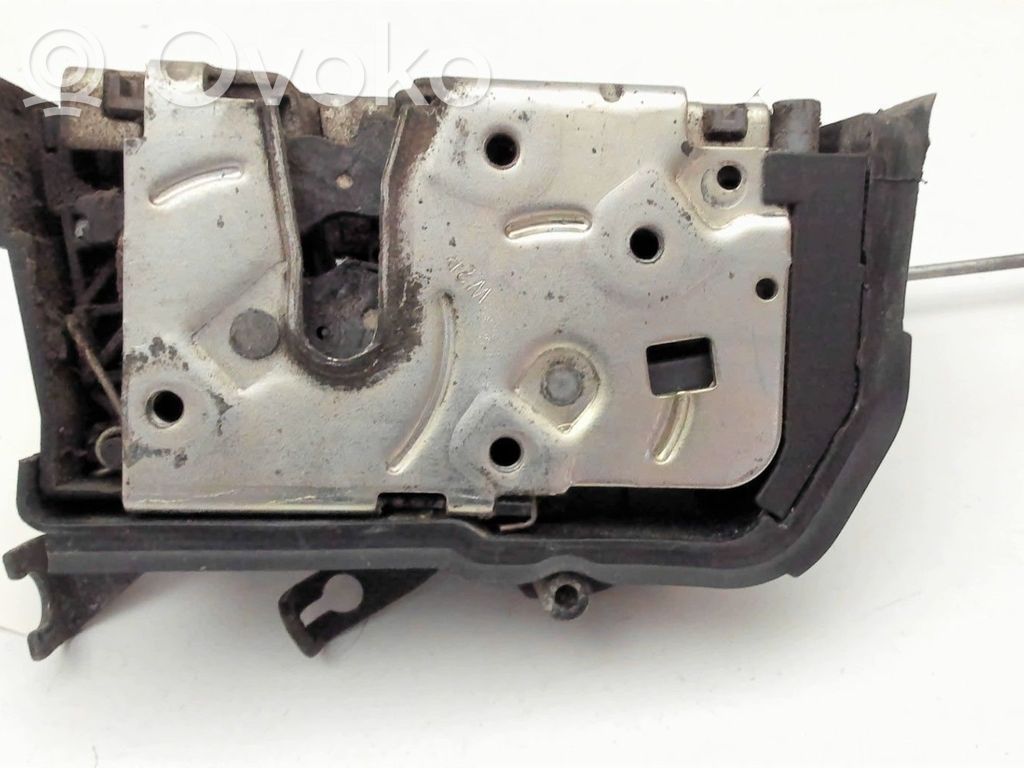BMW 3 E46 Priekinė durų spyna 