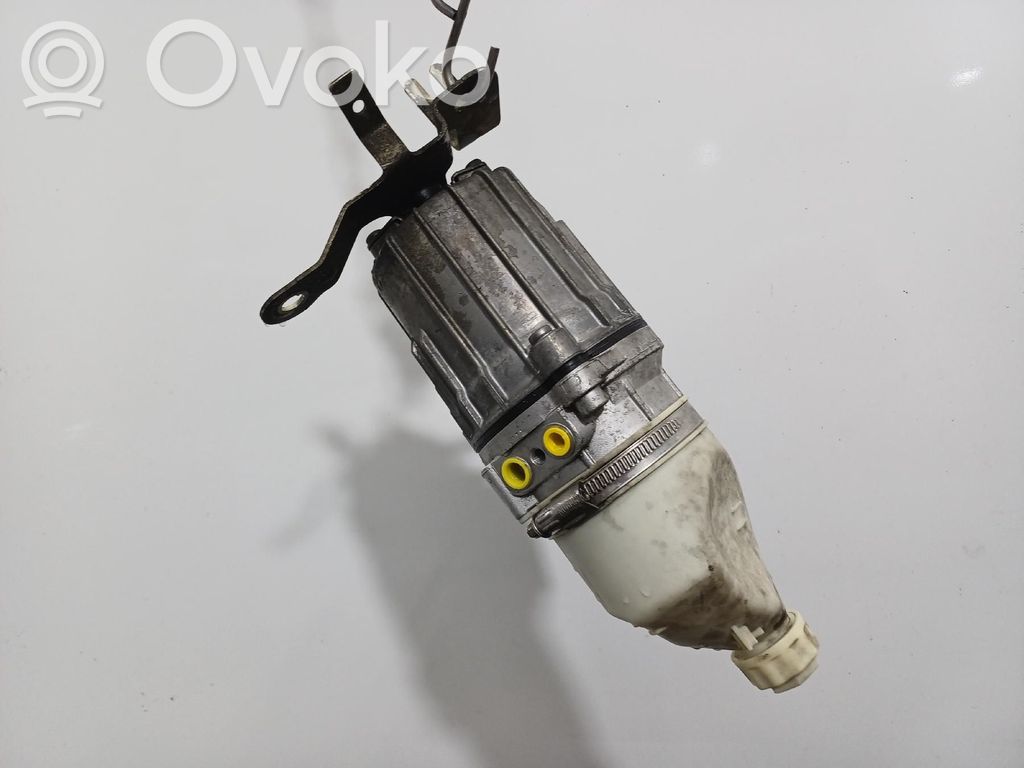 Opel Zafira B Pompa servosterzo