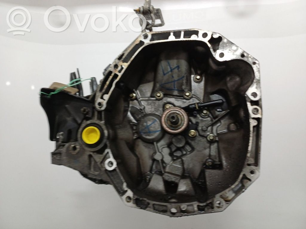 Nissan Note (E11) Scatola del cambio manuale a 5 velocità