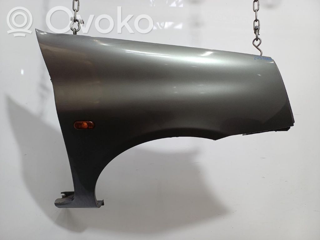 Renault Clio II Błotnik przedni 