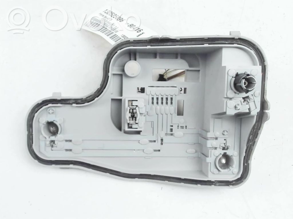 Volkswagen Polo V 6R Takavalon polttimon suojan pidike