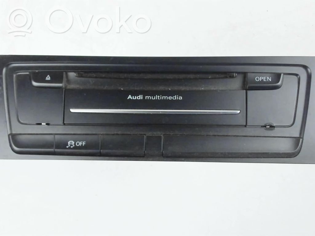 Audi A4 S4 B8 8K Panel / Radioodtwarzacz CD/DVD/GPS 