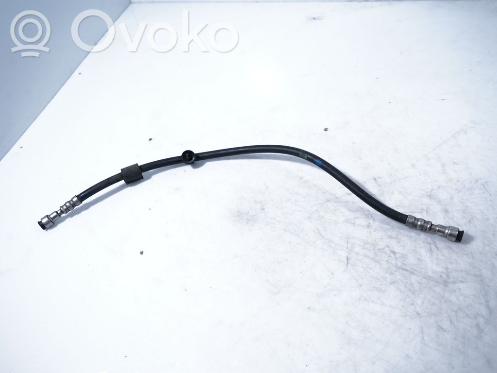 BMW 3 E90 E91 Fuel line pipe 