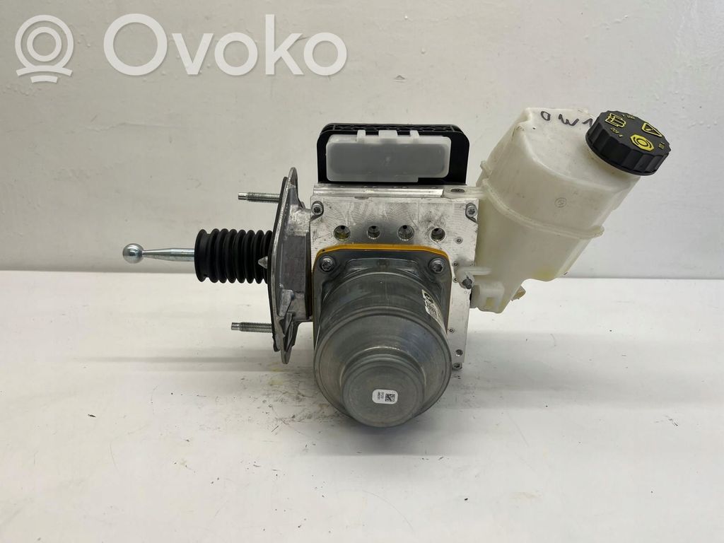 BMW X5 G05 ABS Pump 