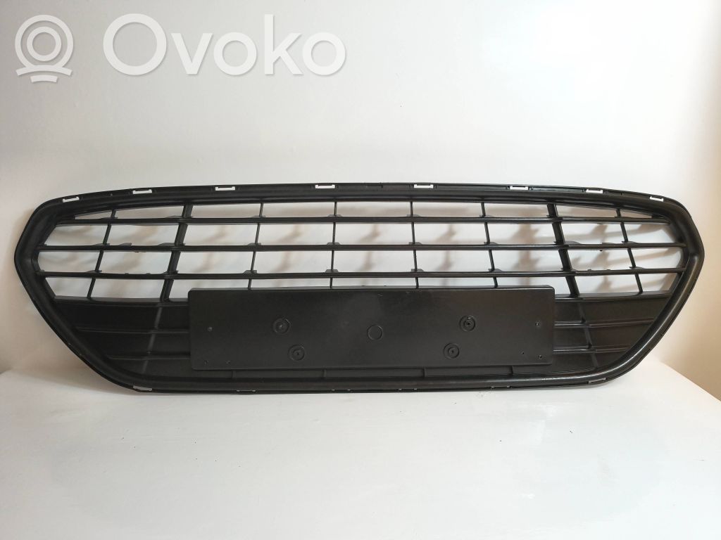 Ford Mondeo MK IV Etusäleikkö 