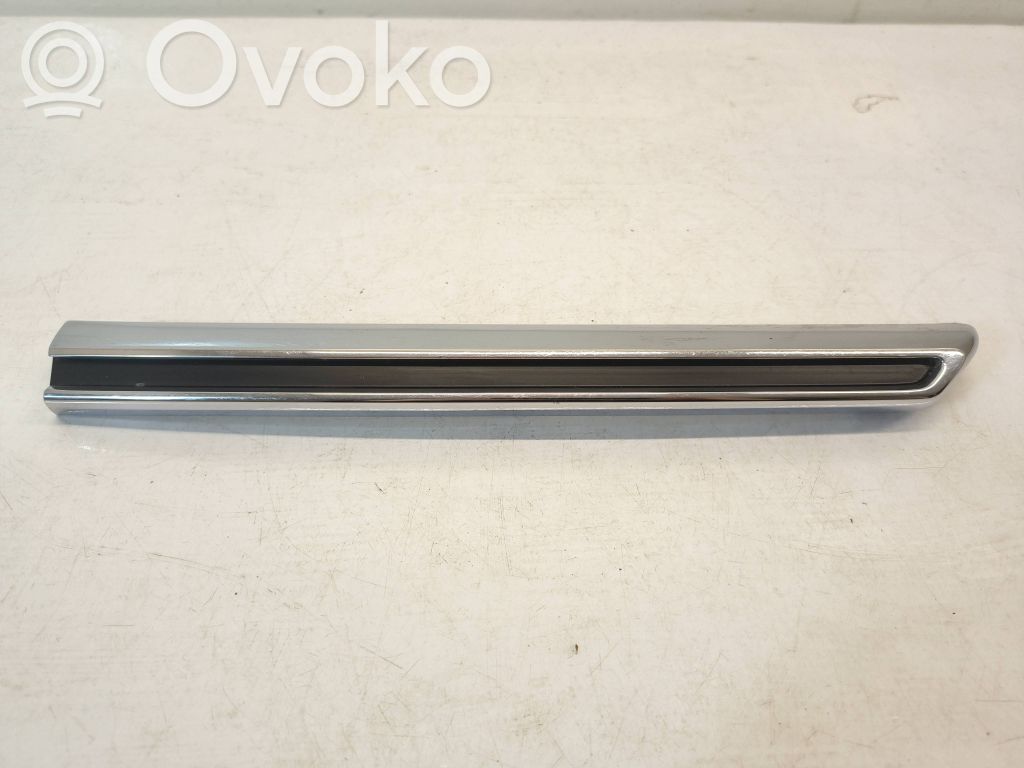 Suzuki Ignis Etusäleikkö 