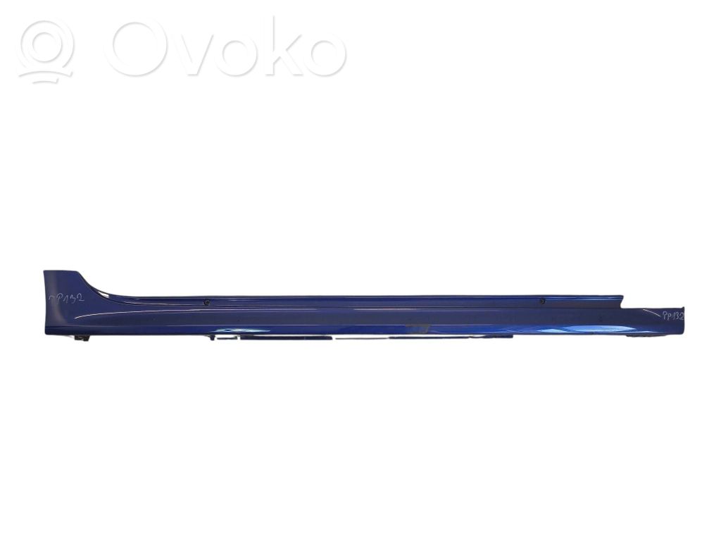 Toyota Yaris XP210 Listwa progowa 