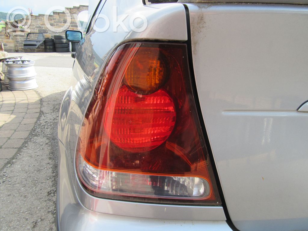 BMW 3 E46 Galinis žibintas kėbule 