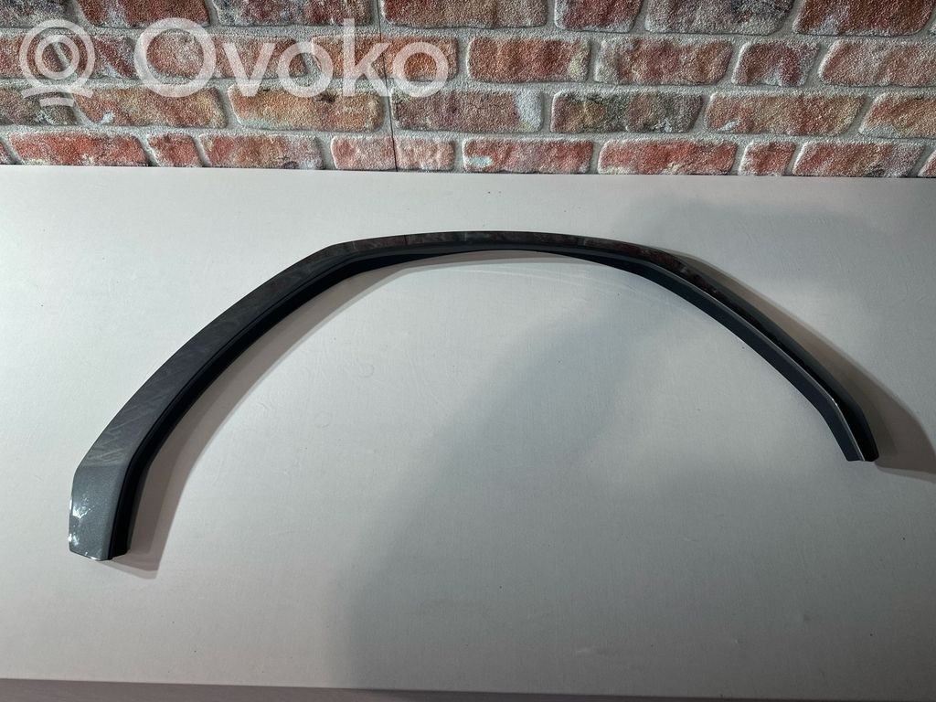 Lamborghini Urus Front arch trim 