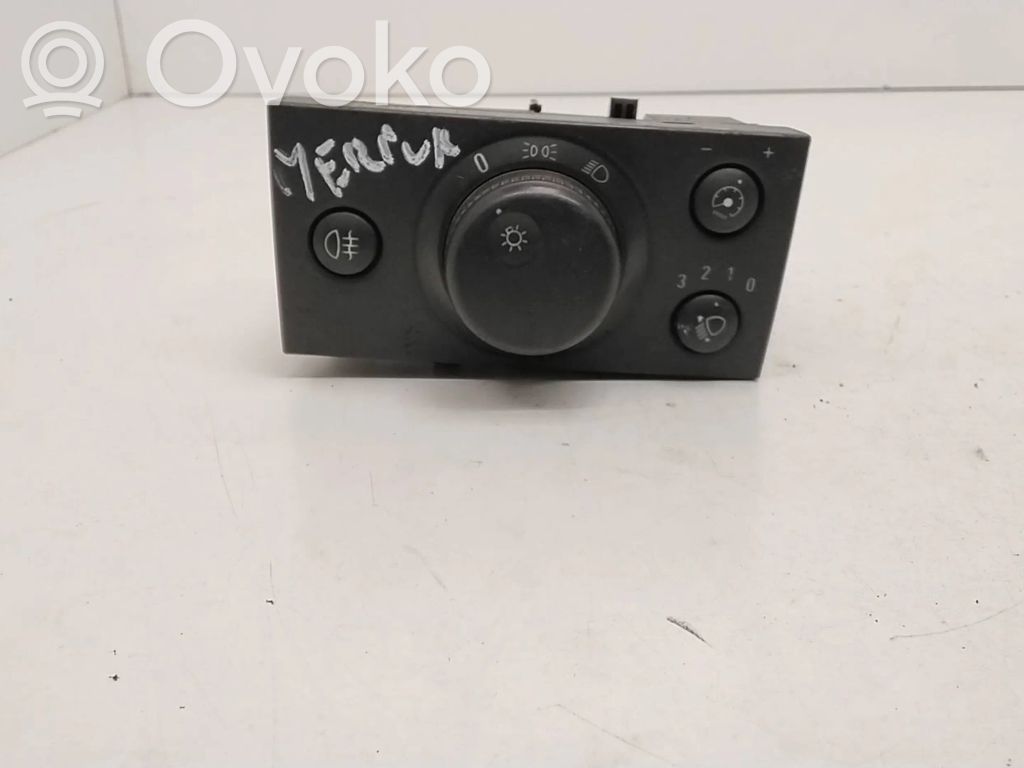 Light switch   93394756,0320,0796,LK04061015