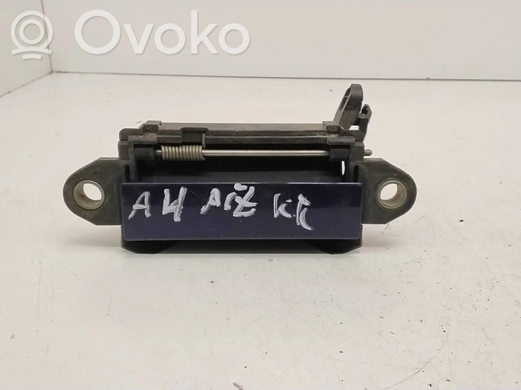 Manecilla externa puerta trasera   4A0839205D