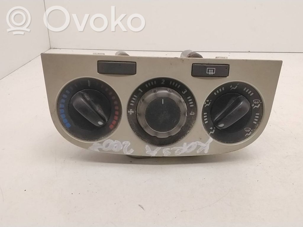 Opel Corsa D Climate control unit 