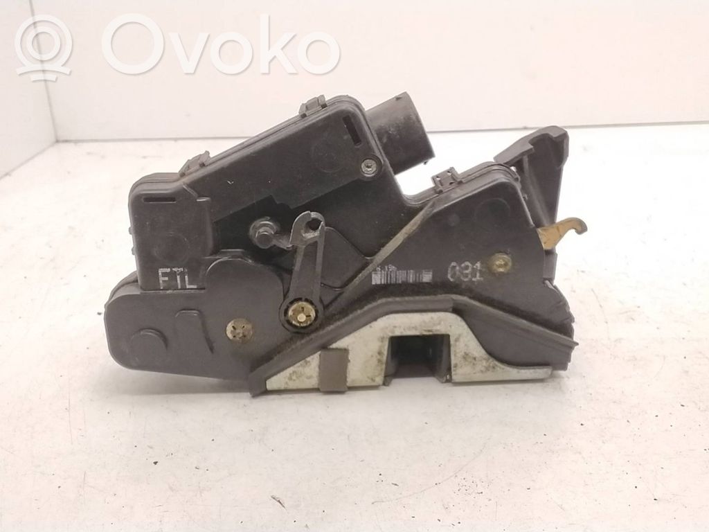 BMW 3 E46 Etuoven lukko 