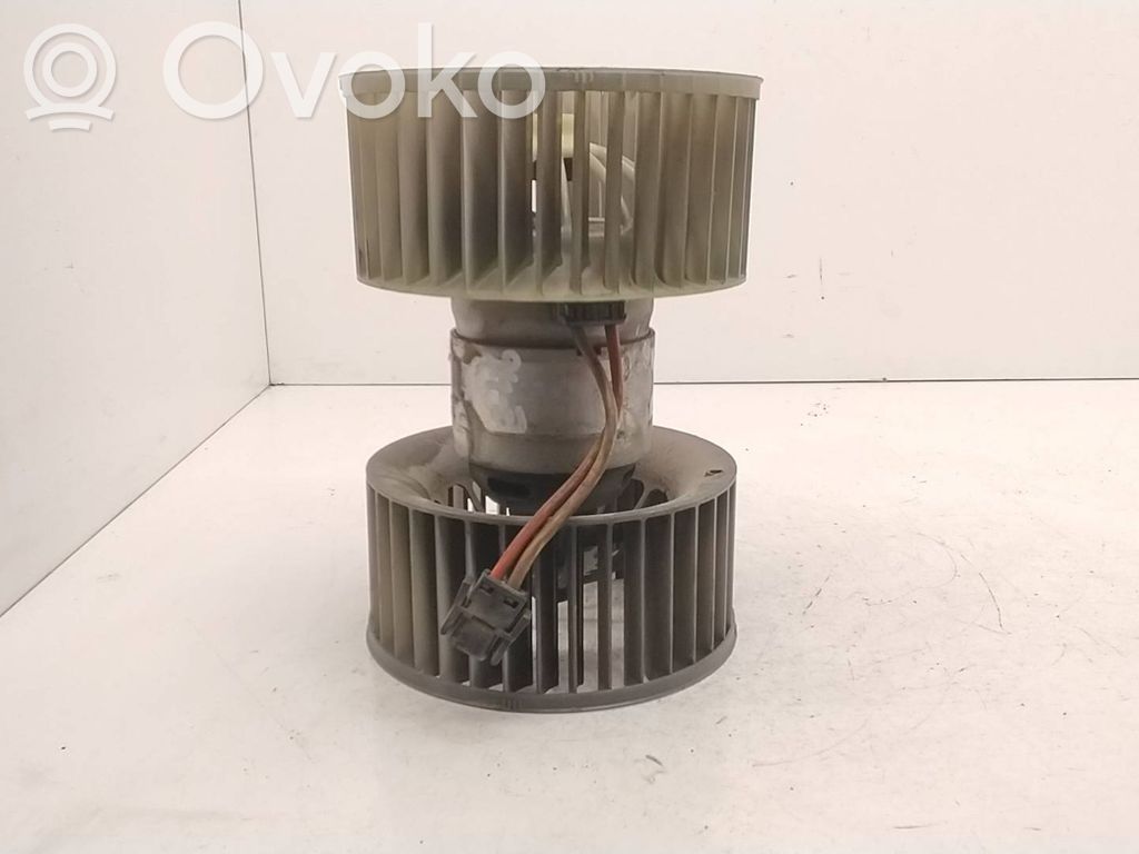 BMW 3 E46 Mazā radiatora ventilators 