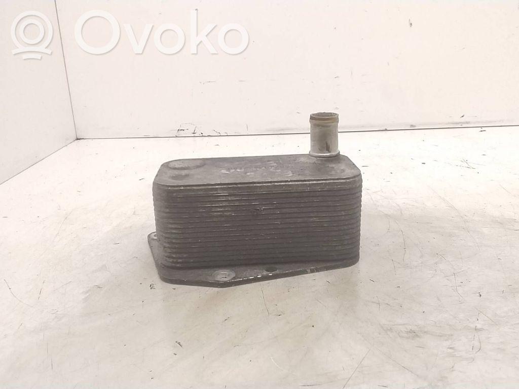 Engine oil radiator   7787698,5989070102,47012