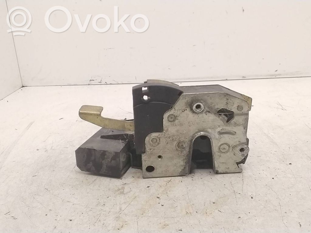 BMW 5 E34 Front door lock 