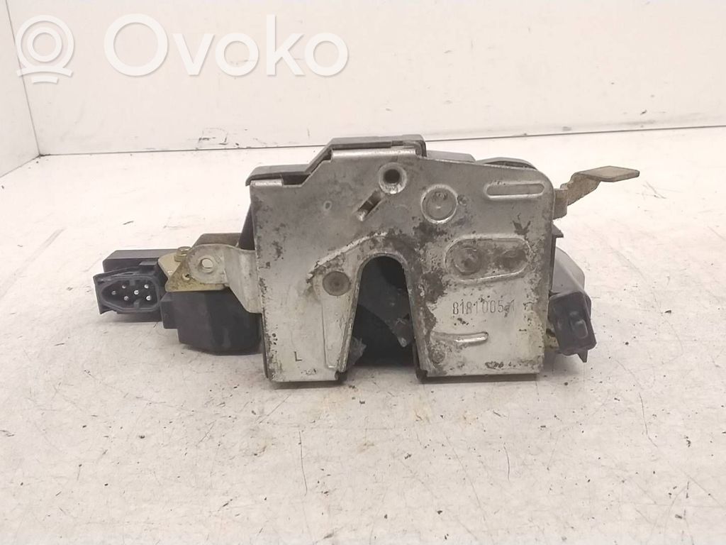 BMW 5 E34 Galinių durų spyna 