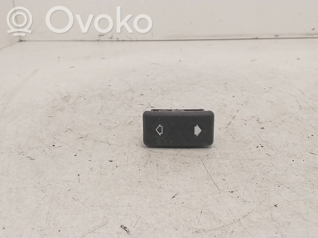 BMW 5 E34 Electric window control switch 