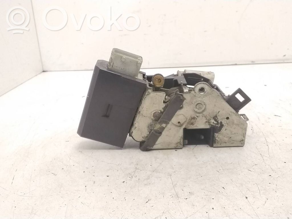Front door lock   406207571,8352165,6711