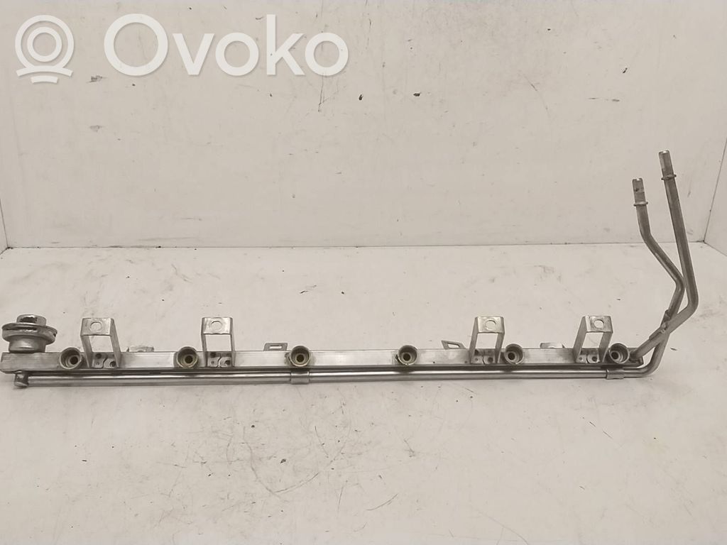 BMW 5 E39 Fuel main line pipe 