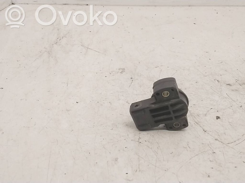 BMW 3 E30 Droseļvārsts 