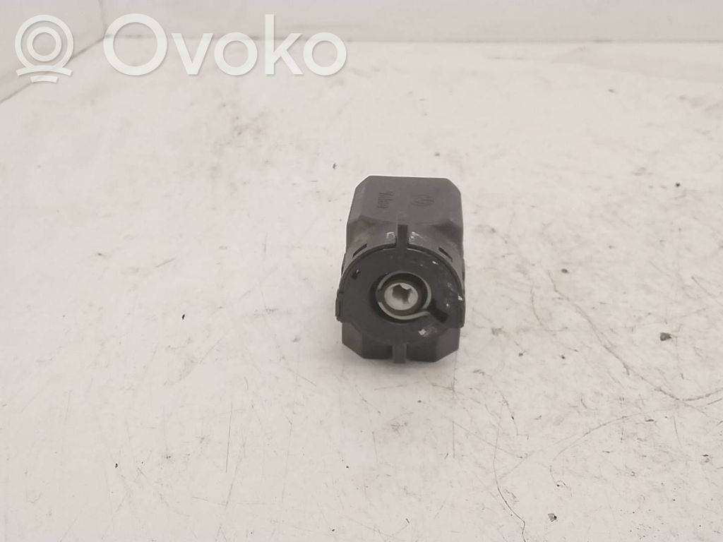 Ignition lock contact   8363706