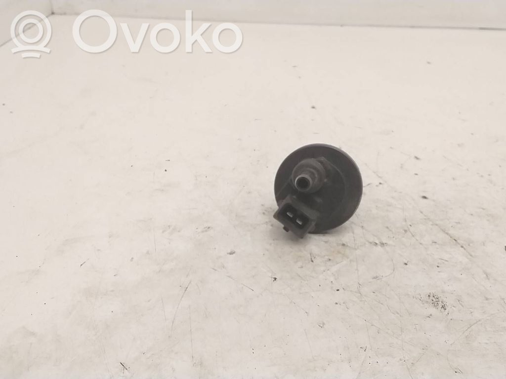 BMW 3 E46 Degalų bako vožtuvas 