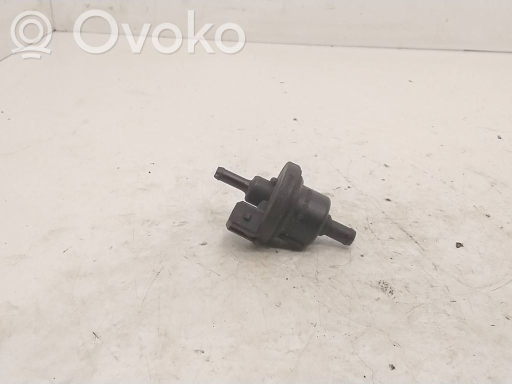 BMW 3 E46 Degalų bako vožtuvas 