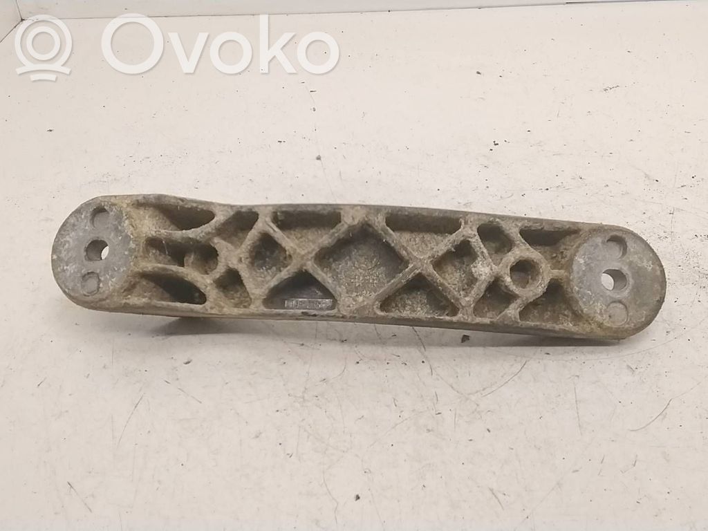 BMW 7 E38 Gearbox mounting bracket 