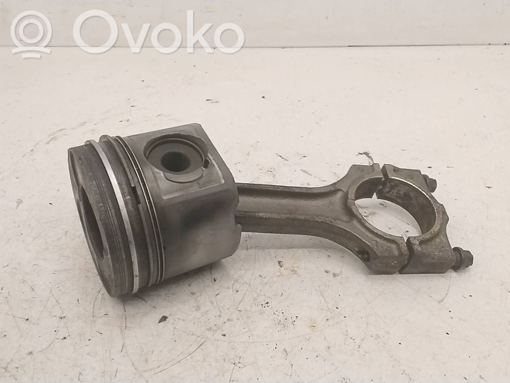 Piston   83950