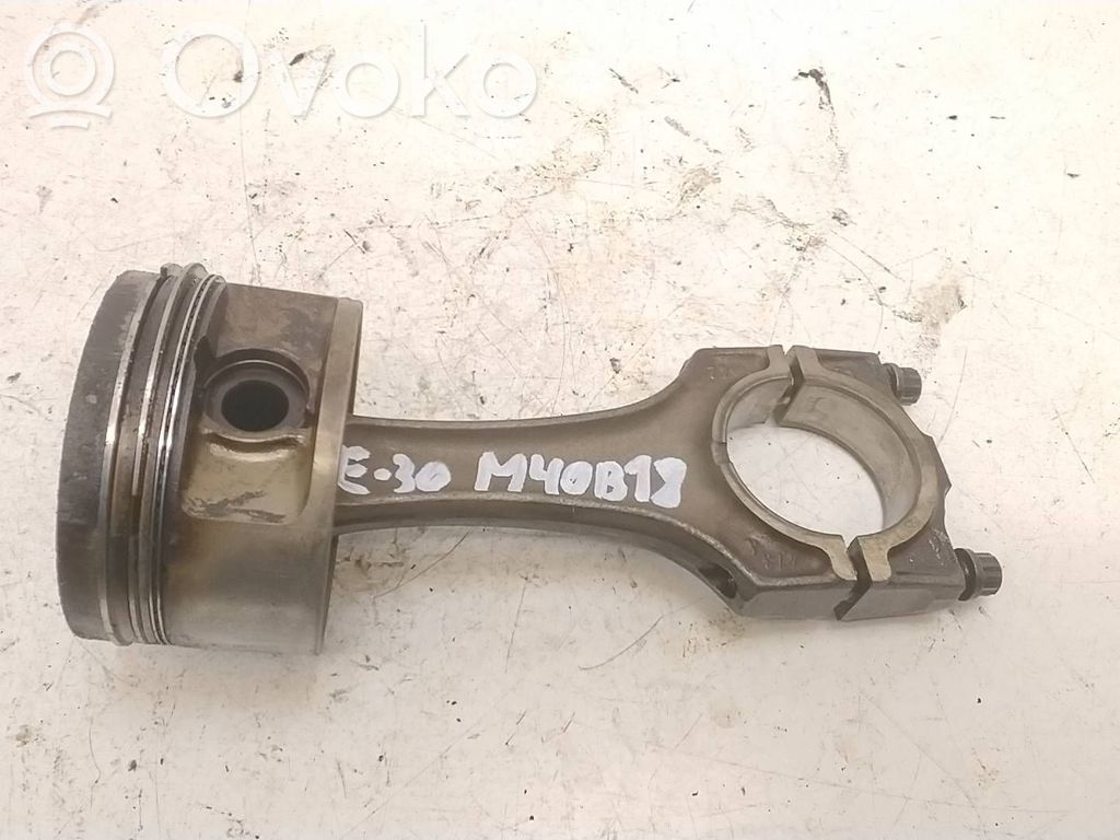 BMW 3 E30 Piston with connecting rod 