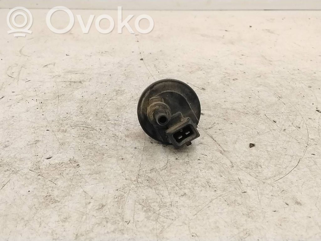 BMW 3 E46 Degalų bako vožtuvas 