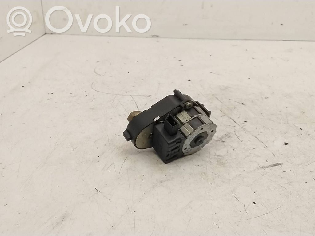 BMW 3 E46 Gaisa vārsta motoriņš 