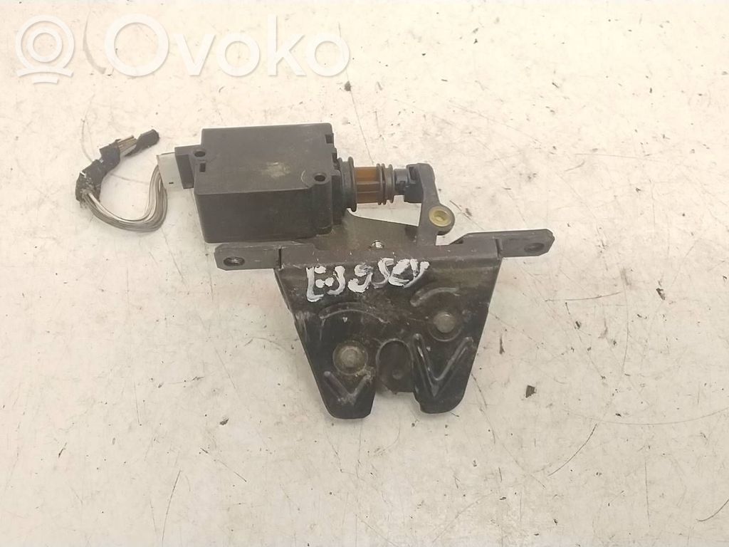 BMW 5 E39 Tailgate/trunk/boot lock/catch/latch 