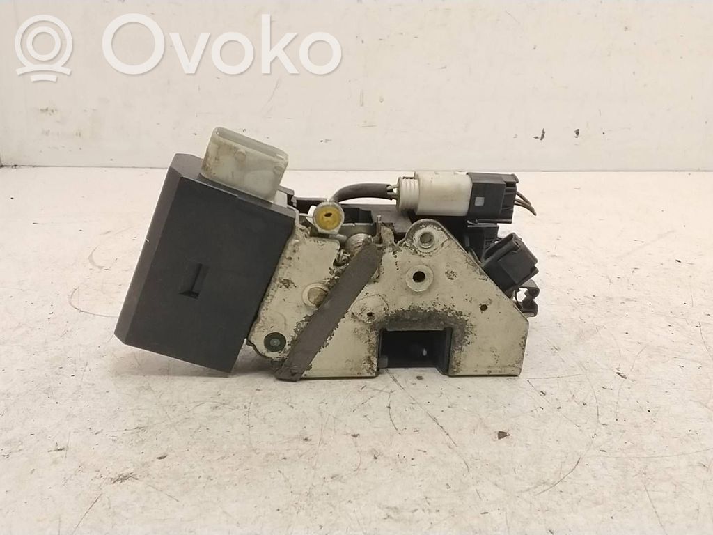 BMW 7 E38 Front door lock 