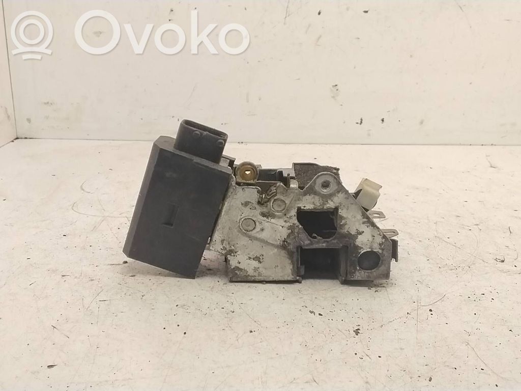 Front door lock   8122203