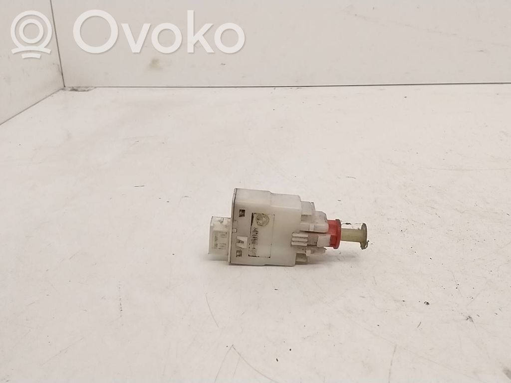 BMW 5 E39 Interruttore del pedale del freno 